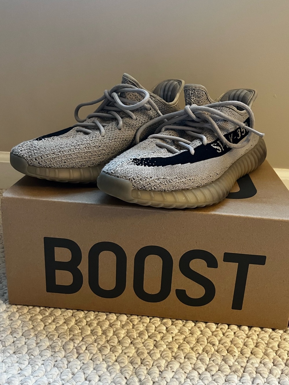 Adidas Yeezy Boost 350 V2 Men’s Sneakers, color Slate, size 8